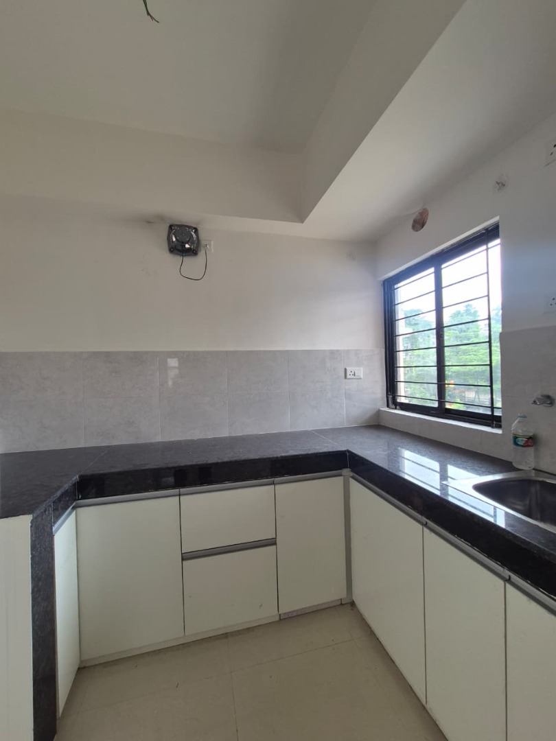 Semi Furnished 3bhk in Kahilipara, Guwahati, Assam, India for Rent